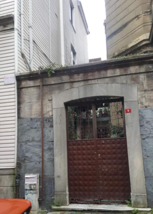 For Those Who Want To Be Close To Beyoglu Istiklal Street Διαμέρισμα Κωνσταντινούπολη Εξωτερικό φωτογραφία